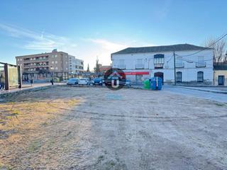 Terreny residencial  De la constitución. Solar en venta en el centro de santa olalla