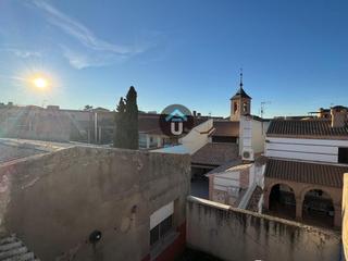 Casa  Nueva. Venta de casa con garaje almacen en santa olalla