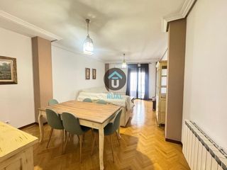 Lloguer Pis  Real fábrica de sedas. Piso en alquiler en puerta de cuartos