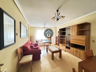 Pis  Ciudad de bron. Piso de 2 habitaciones con garaje y trastero