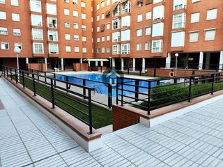 Miete Etagenwohnung  Calle de ladera de los almendros. Espectacular piso en alquiler