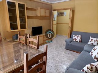 Pis  Calle santo domingo. Piso de 4 dormitorios en rentabilidad talavera