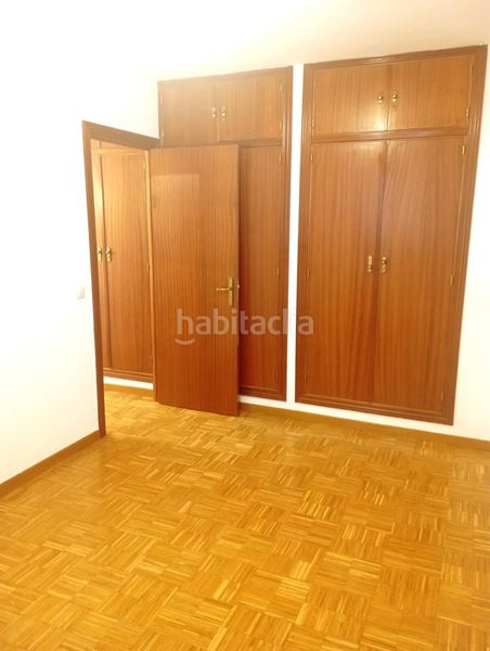 Foto 91110549-f1d5-4351-aa40-860644f46952. Lloguer casa amb aparcament a Las Zorreras-Monte Encinar Escorial (El)