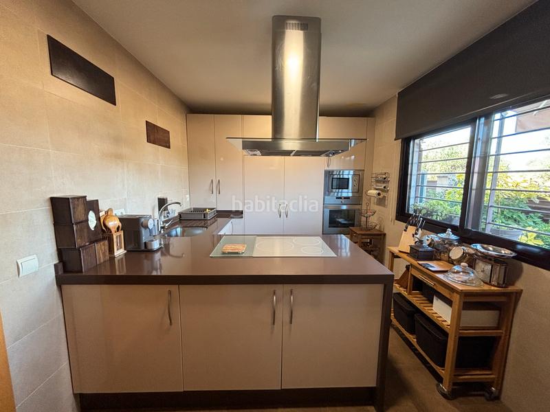 Foto 6f8e3971-668d-4c79-b885-15535643811e. Doppelhaus mit parking pool in Colegio Europa Espartinas