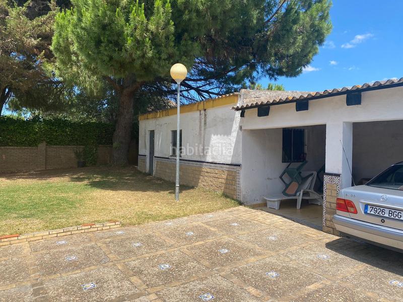 Foto f19abb11-6b1a-46fb-8a2f-30441e0b0cd5. Chalet con parcheggio in Loreto Espartinas