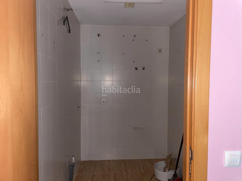 Foto 85ff180f-1916-4ff9-ae76-0edfc71740f4. Local comercial a Castilleja de la Cuesta