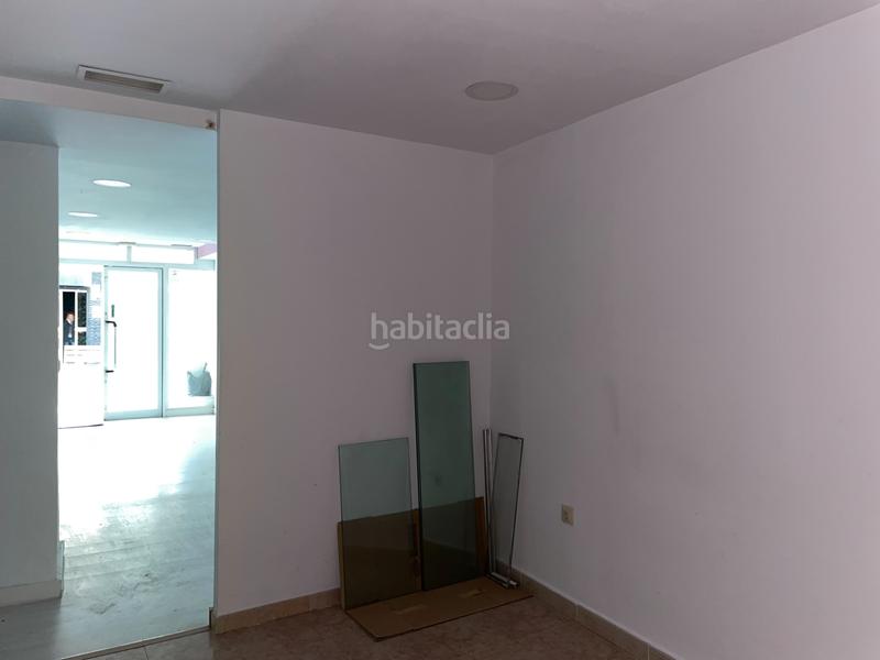 Foto ae4517c7-ea1e-4d87-98c0-f7ecebd3c7ce. Local comercial a Castilleja de la Cuesta