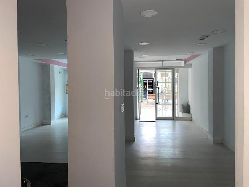 Foto e3bca941-8030-4472-b97e-a9e14e71d8c8. Local comercial a Castilleja de la Cuesta