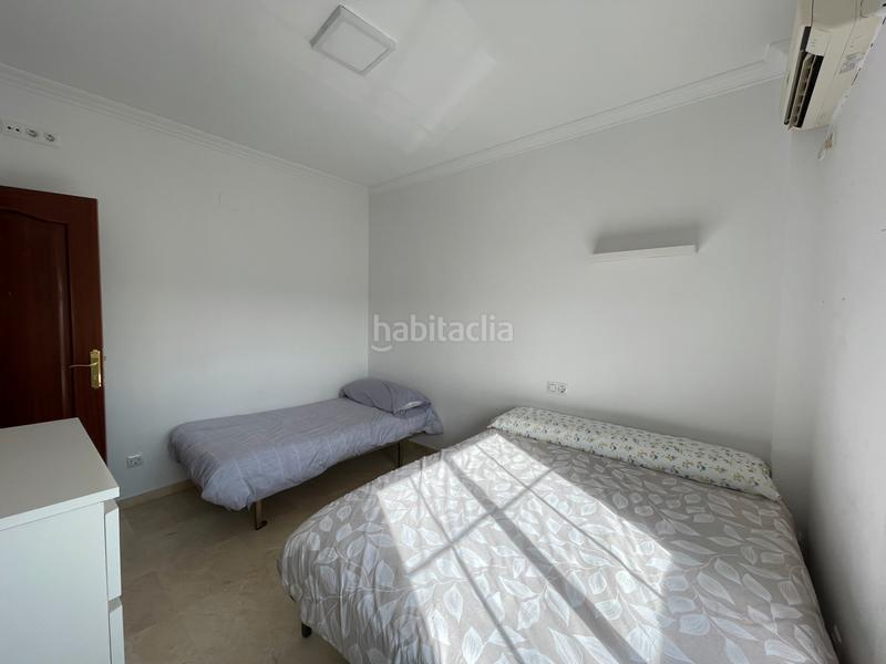 Foto cb7e1f13-bd79-4eba-8d47-951d1ab68870. Casa adosada magnifica adosada en huevar del aljarafe en Huévar