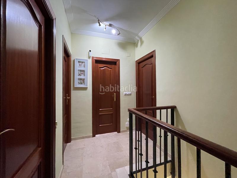 Foto f13fc542-7885-43a6-9e45-0c2db0c08192. Casa adosada magnifica adosada en huevar del aljarafe en Huévar