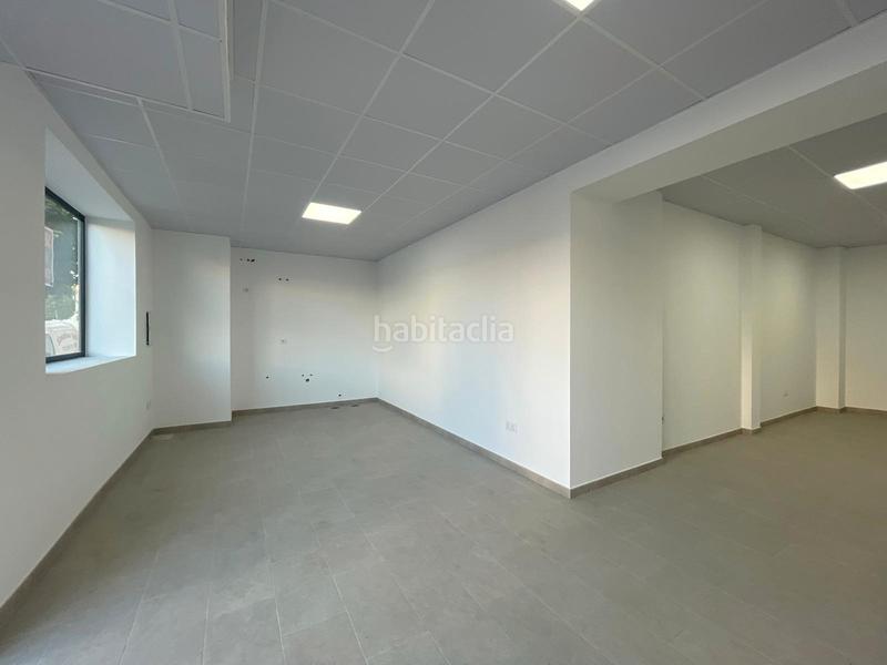 Foto 920aac1e-357b-4db3-8cc4-1ab1cb2562aa. Alquiler local comercial local en planta baja en Olivares