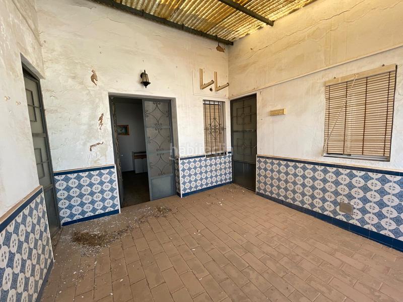 Foto a2602a2f-ae20-4466-a5bb-35f58d26bd95. Casa  para reformar en Olivares