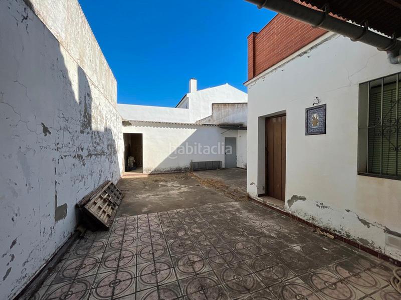 Foto a5cdba84-5081-46ea-b024-d5e450fe975f. Casa  para reformar en Olivares