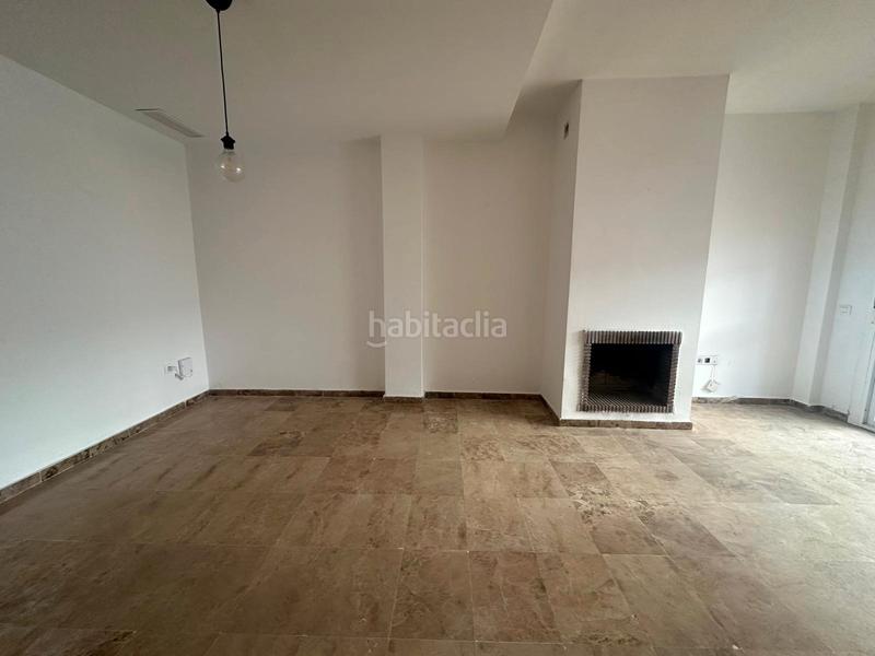 Foto 41cfcba2-7e47-479c-8ac9-03161e682740. Casa adossada amb aparcament a Espartinas pueblo Espartinas