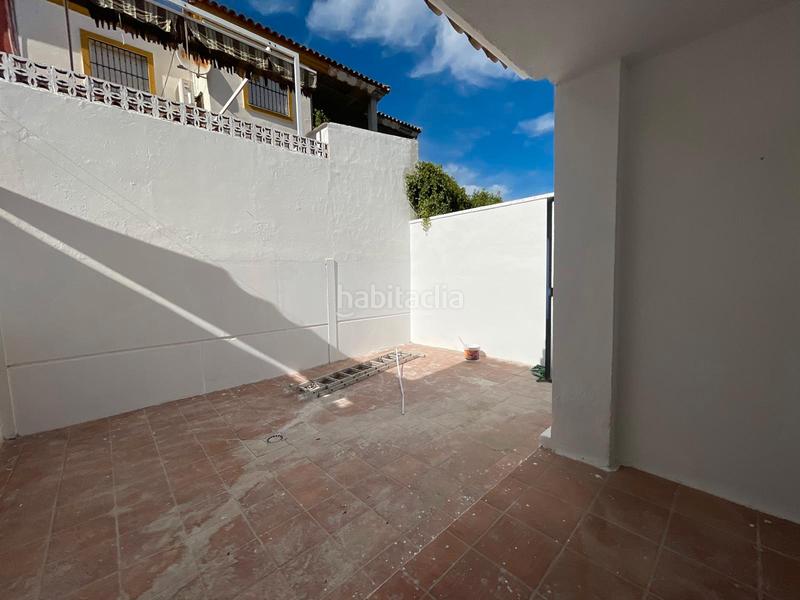 Foto c29b266e-6b4c-4834-a38f-4241c9b186db. Maison jumelée avec parking dans Espartinas pueblo Espartinas