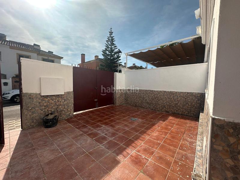 Foto c90639f0-56ce-4dbc-aa5d-9f9c1507abcb. Casa adossada amb aparcament a Espartinas pueblo Espartinas