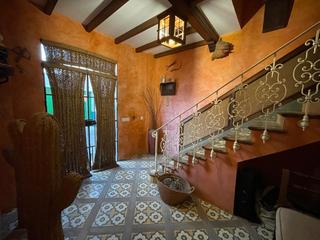 Casa  Calle santas justa y rufina. Magnifica vivienda en olivares