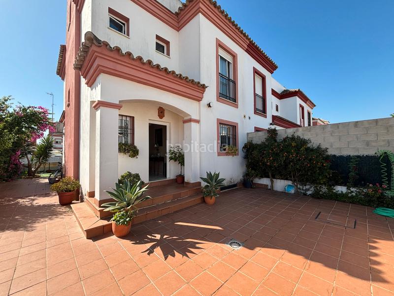 Foto 29dbd845-3cdb-4f37-90e2-481371eecd72. Casa pareada magnifico pareado en venta en huevar en Huévar