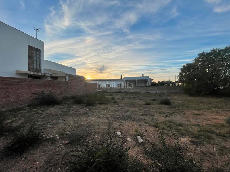 Foto b677a1d7-970b-4a61-9868-c6cd9b90e751. Terreno residencial parcela urbana en Palomares del Río