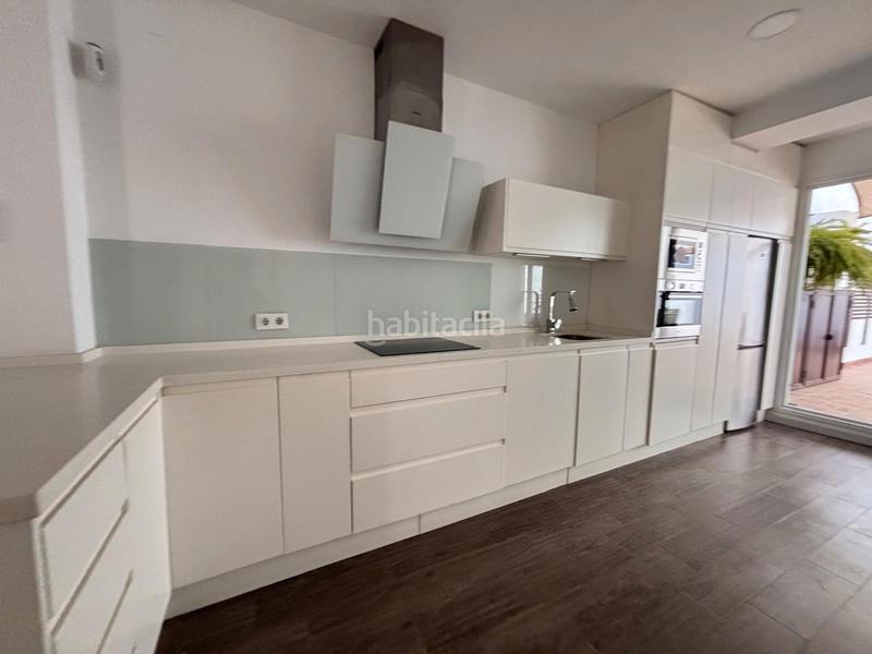 Foto b7fbcd4f-710c-4e51-8791-618564b38c66. Etagenwohnung in La Buhaira Sevilla