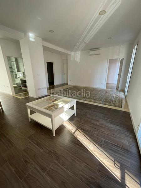 Foto e12c8c8f-d368-48fc-b8de-e213e6e77d07. Etagenwohnung in La Buhaira Sevilla