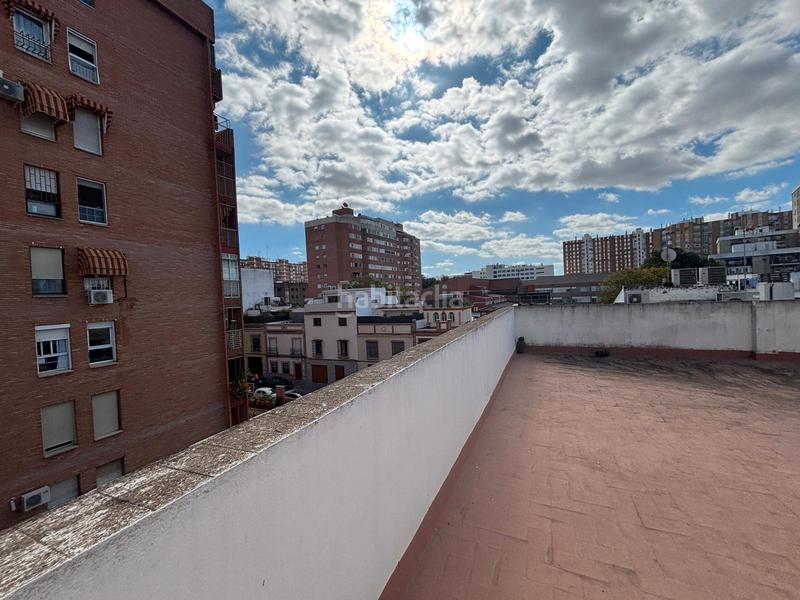 Foto 013d45d2-6072-4e07-bb5f-2678a1ccd68a. Dúplex a La Buhaira Sevilla