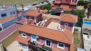 Towny house  Calle las marismas. Magnifico pareado en venta en salteras