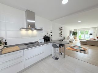 Towny house  Calle torres de leal. Magnifico pareado con piscina