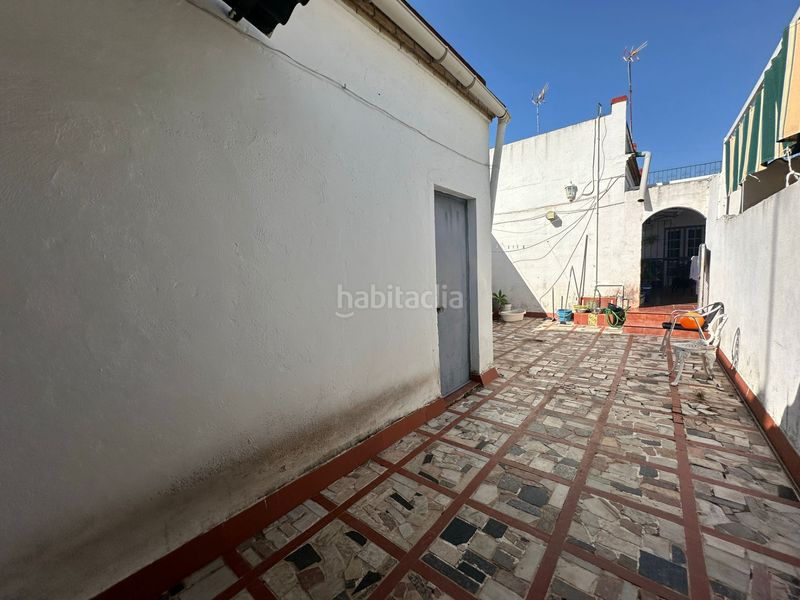 Foto bae86298-3b75-43e3-85d1-92d3f42a72c9. Casa a Centro Bormujos