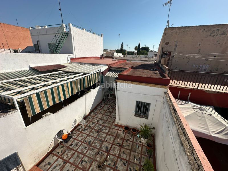 Foto d680cf32-ede7-4671-83e2-dc67a0c11ffb. Casa a Centro Bormujos