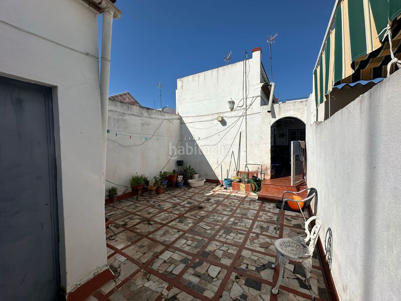 Foto f8008edc-320b-48cf-9582-034a40df6a5a. Casa a Centro Bormujos
