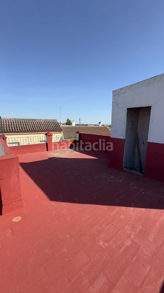 Foto 13f2a129-95a5-48b4-a20f-44545a1034f3. Casa a Centro Bormujos