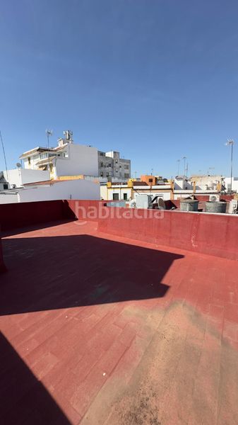 Foto fdbaa499-0e6f-4c7e-87f3-7ab76f703317. Casa a Centro Bormujos