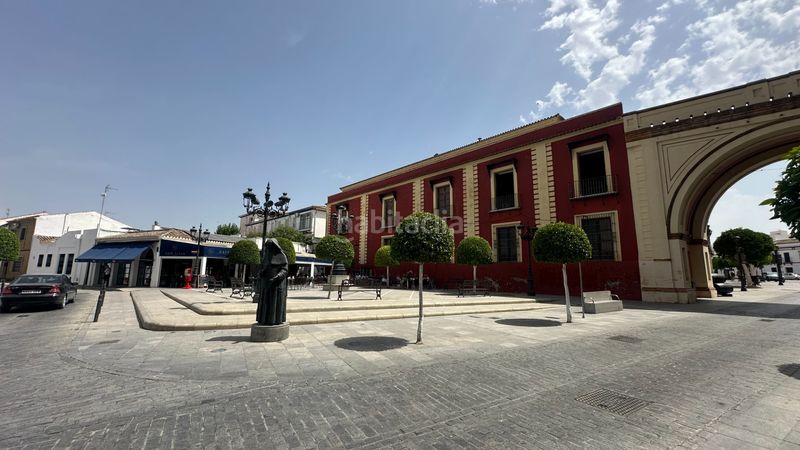 Foto ffd7dcf7-fc34-4f99-815d-5b256a9db16c. Casa amb aparcament piscina a Umbrete