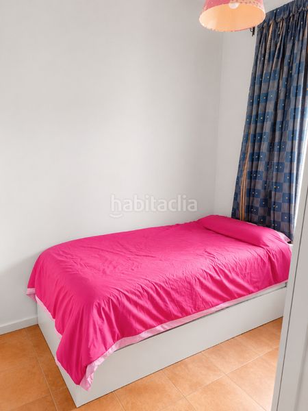 Foto bc7af1c2-ee72-4334-a8b5-f4d539a96b71. Casa aparellada amb aparcament a Salteras