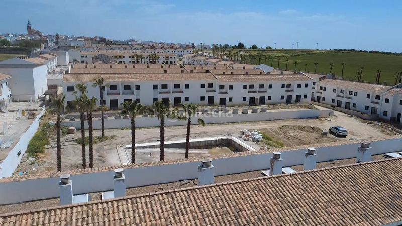 Foto 0570661a-73ff-4db9-8fe2-bbbb7e743cd4. Promoció Villas Las Melgarejas a Salteras. Habitatges d´obra nova