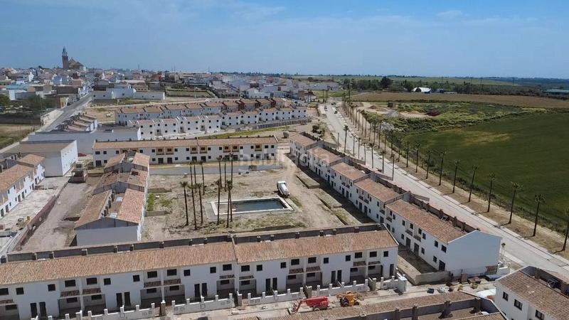 Foto 2e066431-b8d8-43ec-af78-4029d2cba475. Promoció Villas Las Melgarejas a Salteras. Habitatges d´obra nova