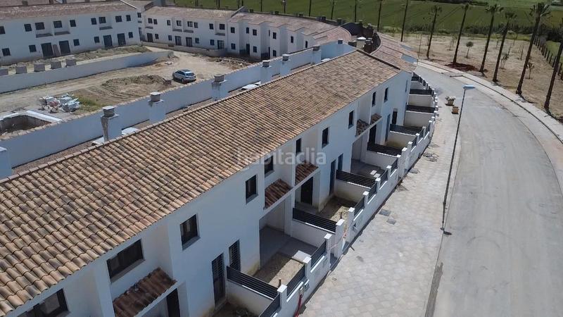 Foto ef4670b9-434f-4a0f-bceb-7d4bbfd075ee. Promoció Villas Las Melgarejas a Salteras. Habitatges d´obra nova