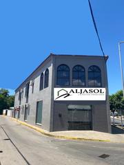 Local Comercial  Avenida alcaldesa maría regla jiménez. Se vende o se alquila local en espartinas