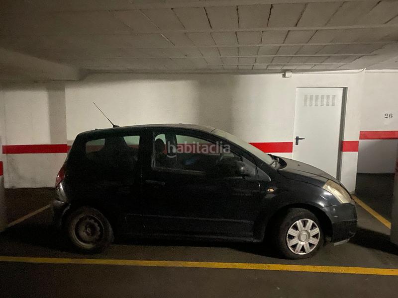Foto 0c8354d3-2cda-4d1f-914a-2fa74b419bcc. Parking coche se vende conjunto de plazas de garajes en Bormujos