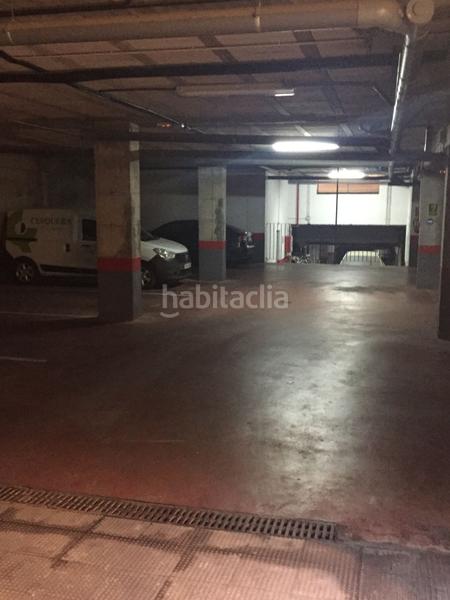 Foto 0fc3542f-9e89-4e64-9641-776415f4bff3. Aparcament cotxe a Zona Universitaria Bormujos