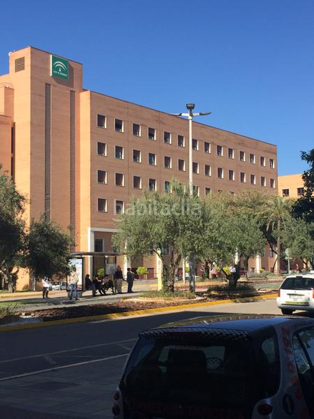 Foto 463694e8-4d76-45d1-a0c7-56ad1904d4ca. Aparcament cotxe a Zona Universitaria Bormujos