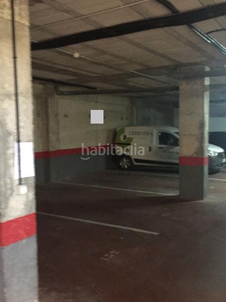 Foto 88762065-6762-48a3-965c-2981d057f991. Aparcament cotxe a Zona Universitaria Bormujos