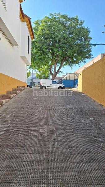 Foto 2207339f-1398-4e91-89fa-db2c1316caf7. Parking coche en Centro - Doña Mercedes Dos Hermanas