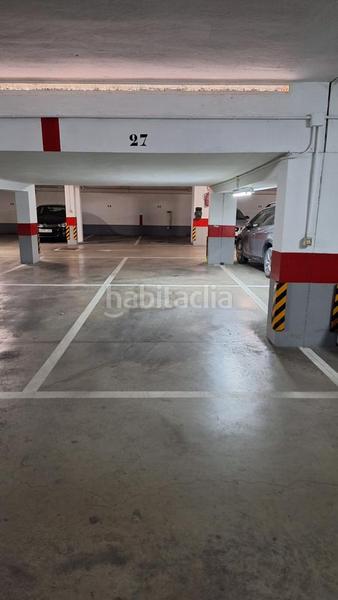 Foto 2ef8ac2a-4e29-4cf2-b6a2-6bfccf9254a1. Parking coche en Centro - Doña Mercedes Dos Hermanas