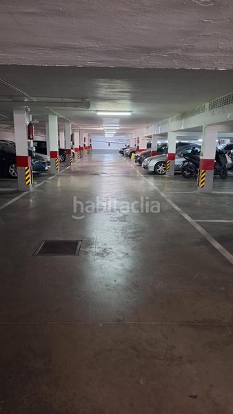 Foto 940a430d-4d46-42e0-824b-a20b82733721. Parking coche en Centro - Doña Mercedes Dos Hermanas