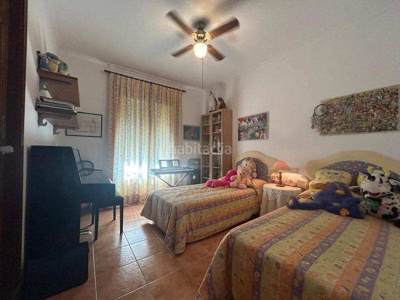 Foto 0315ac2c-7caf-4acd-b5a7-8dedb30cffd8. Casa amb aparcament piscina a Oromana Alcalá de Guadaira