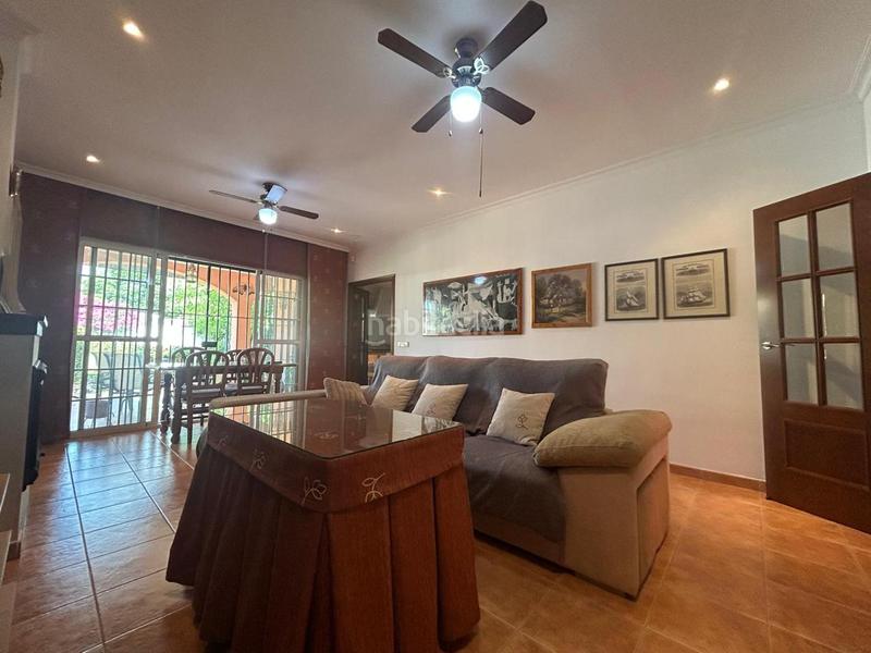 Foto 91bcb6b7-e642-4a39-ad1c-2c8926e86b53. House with parking pool in Oromana Alcalá de Guadaira