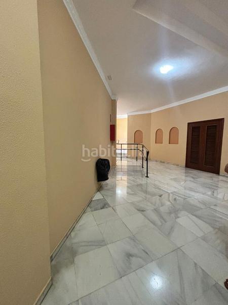 Foto d25a3e01-2870-43a4-a44f-e47b0c10d38f. Location appartement avec chauffage piscine dans Avenida de Europa Montequinto