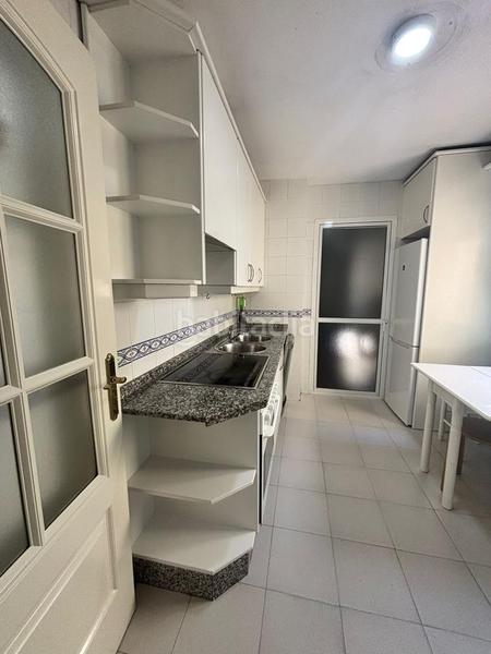 Foto d618b8c5-f5a1-4c82-b9ce-dcddb7d10ec8. Location appartement avec chauffage piscine dans Avenida de Europa Montequinto